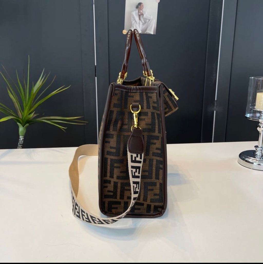 Sac à main:FENDI