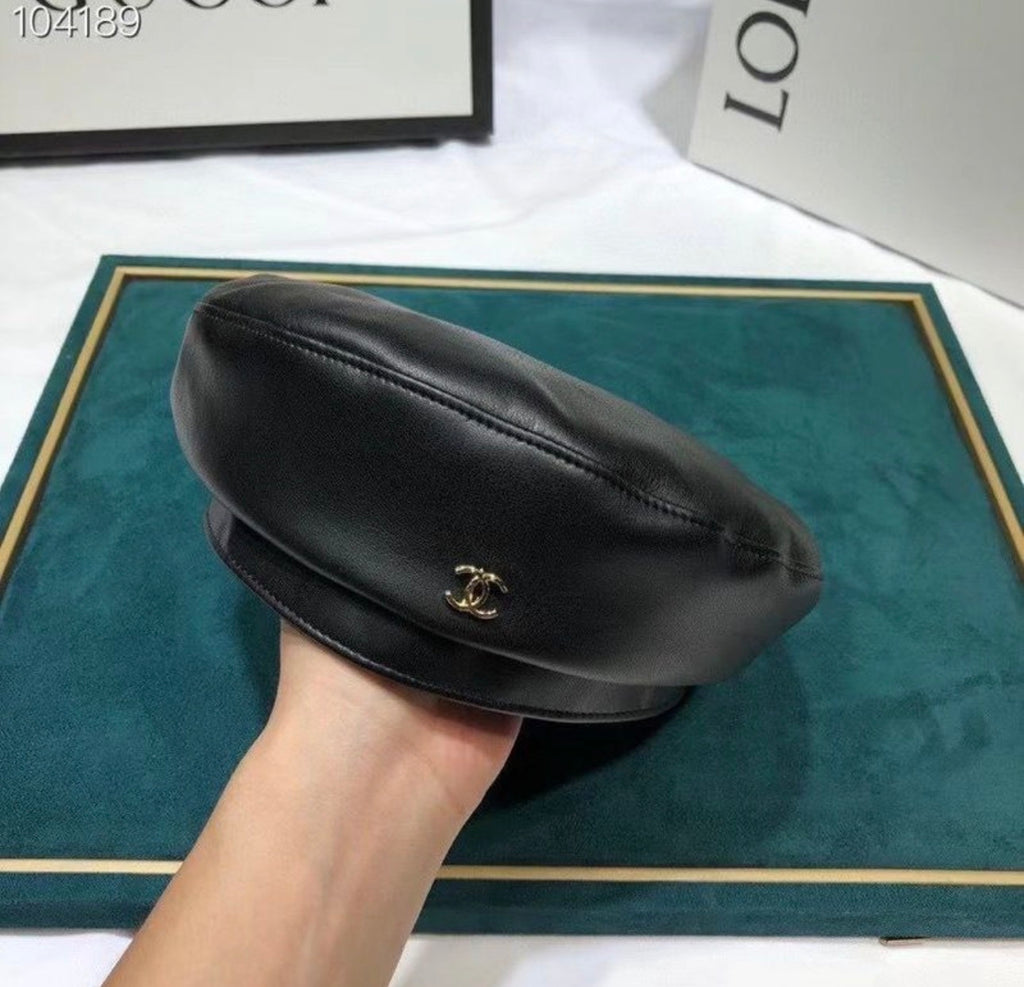 Casquette:CHANEL