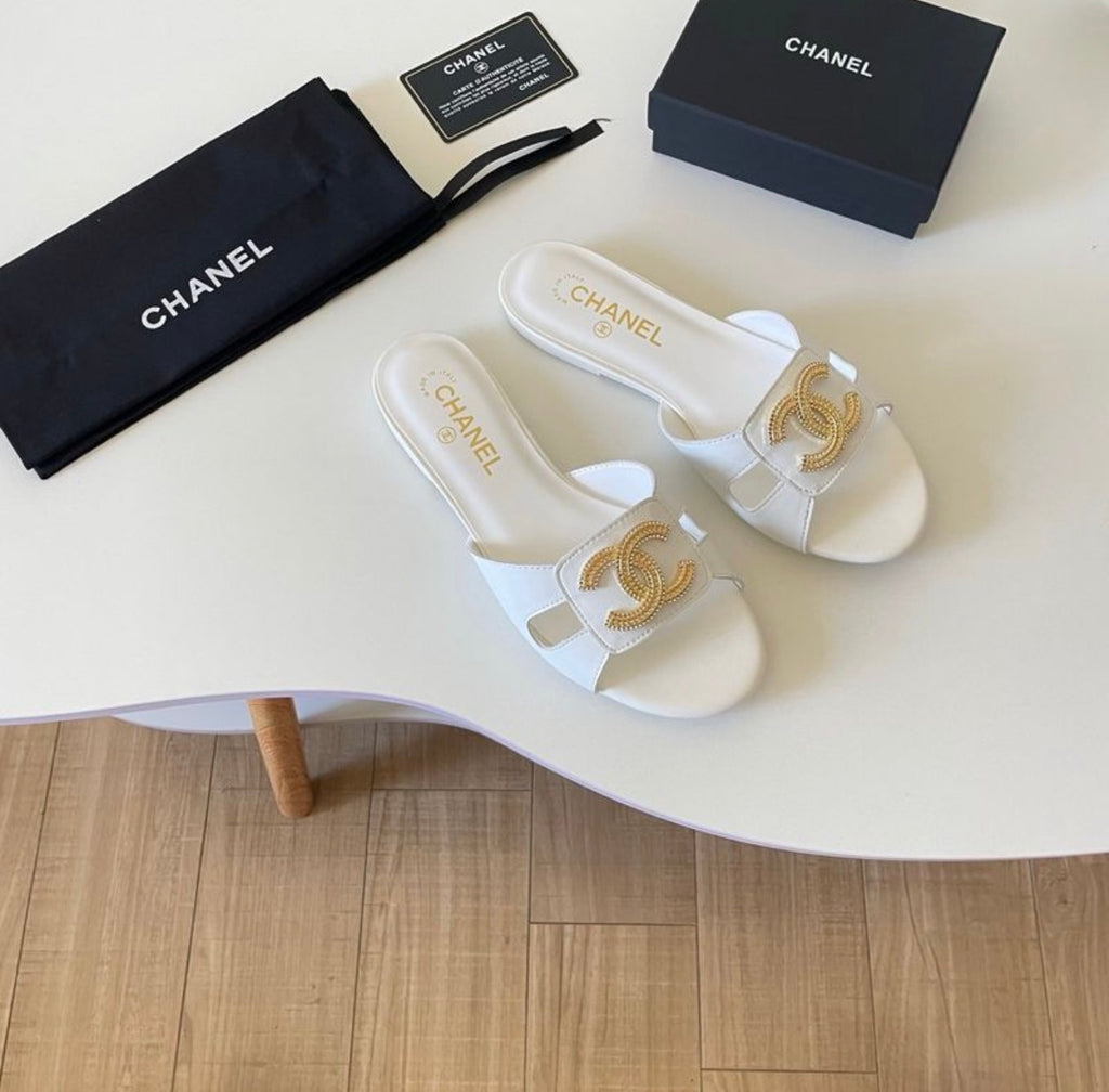 Sandales:CHANEL