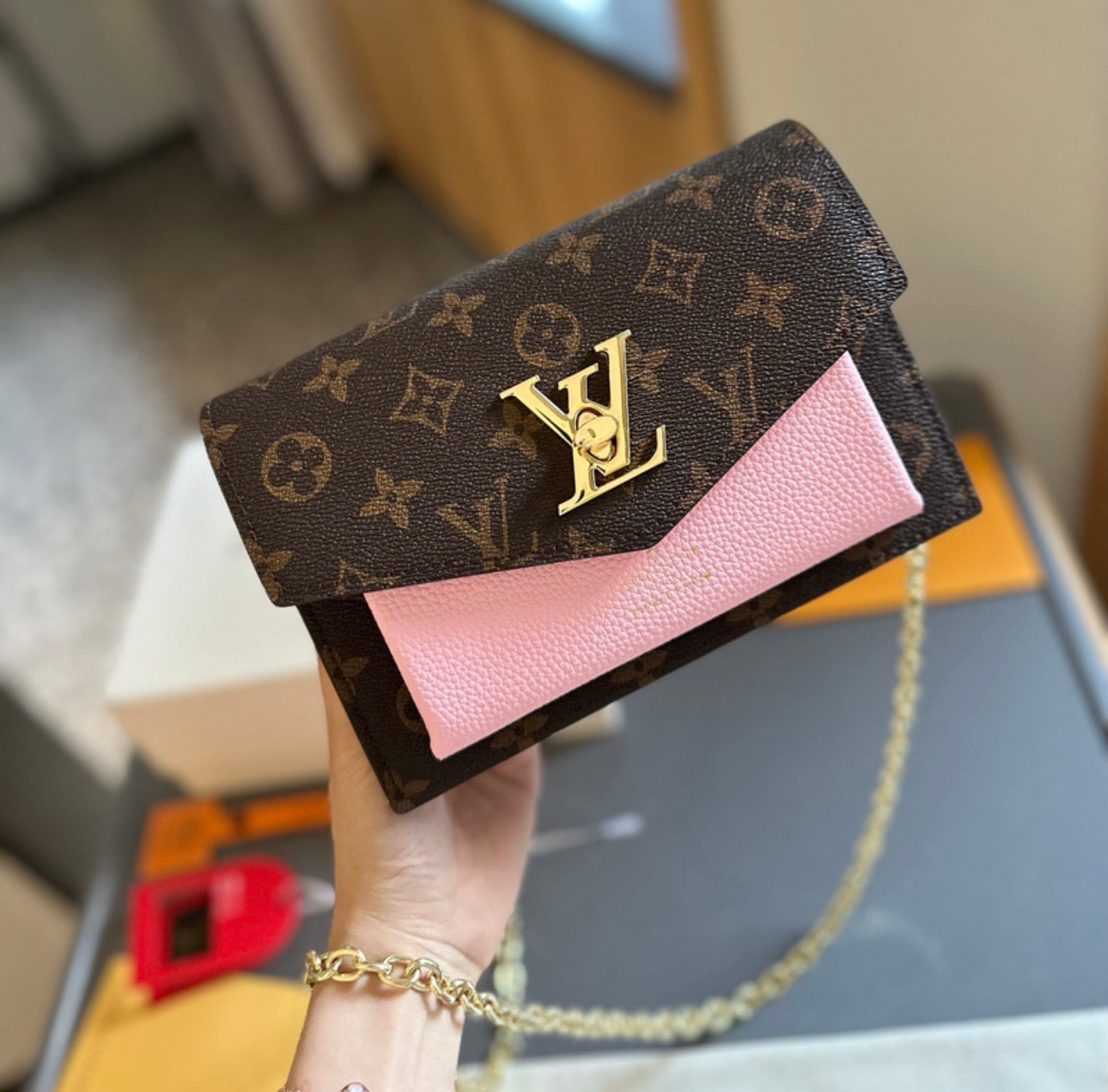 Sac a main:LV