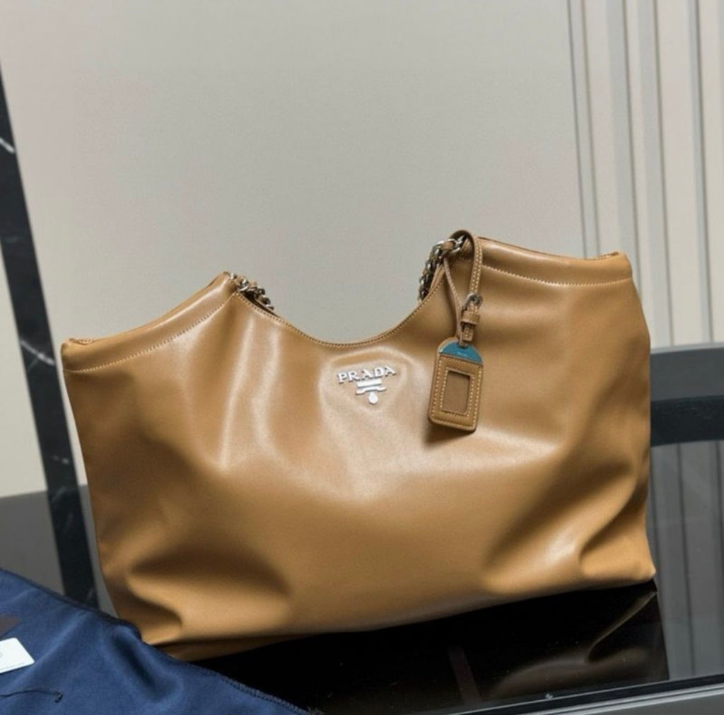 Sac à main : PRADA