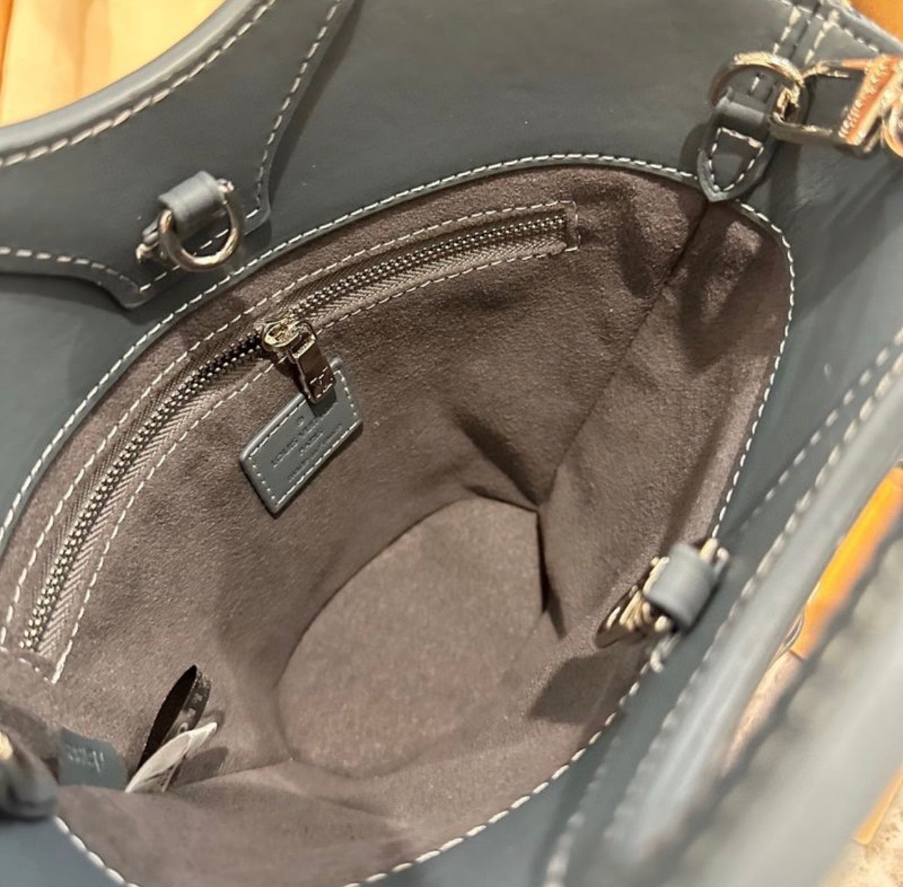 Sac à main:LV