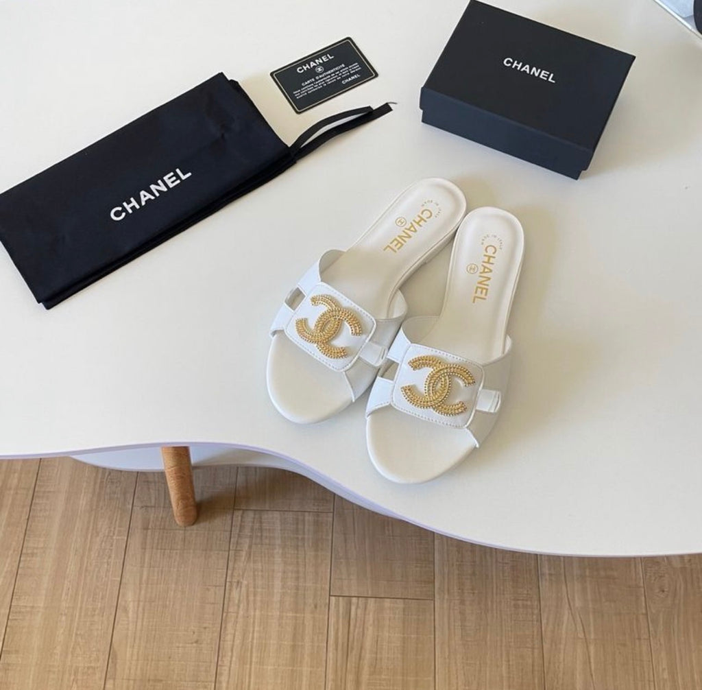 Sandales:CHANEL