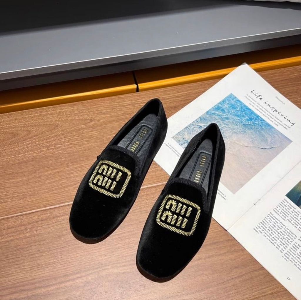 Baleine:MIU MIU