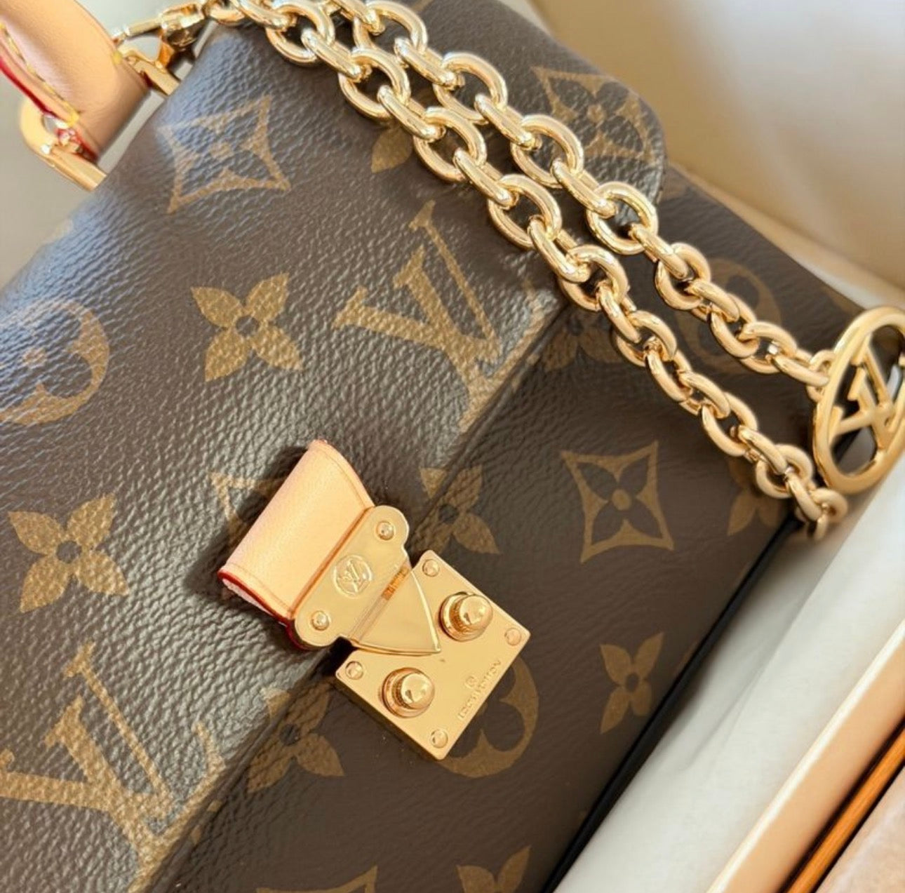 Sac à main:LV