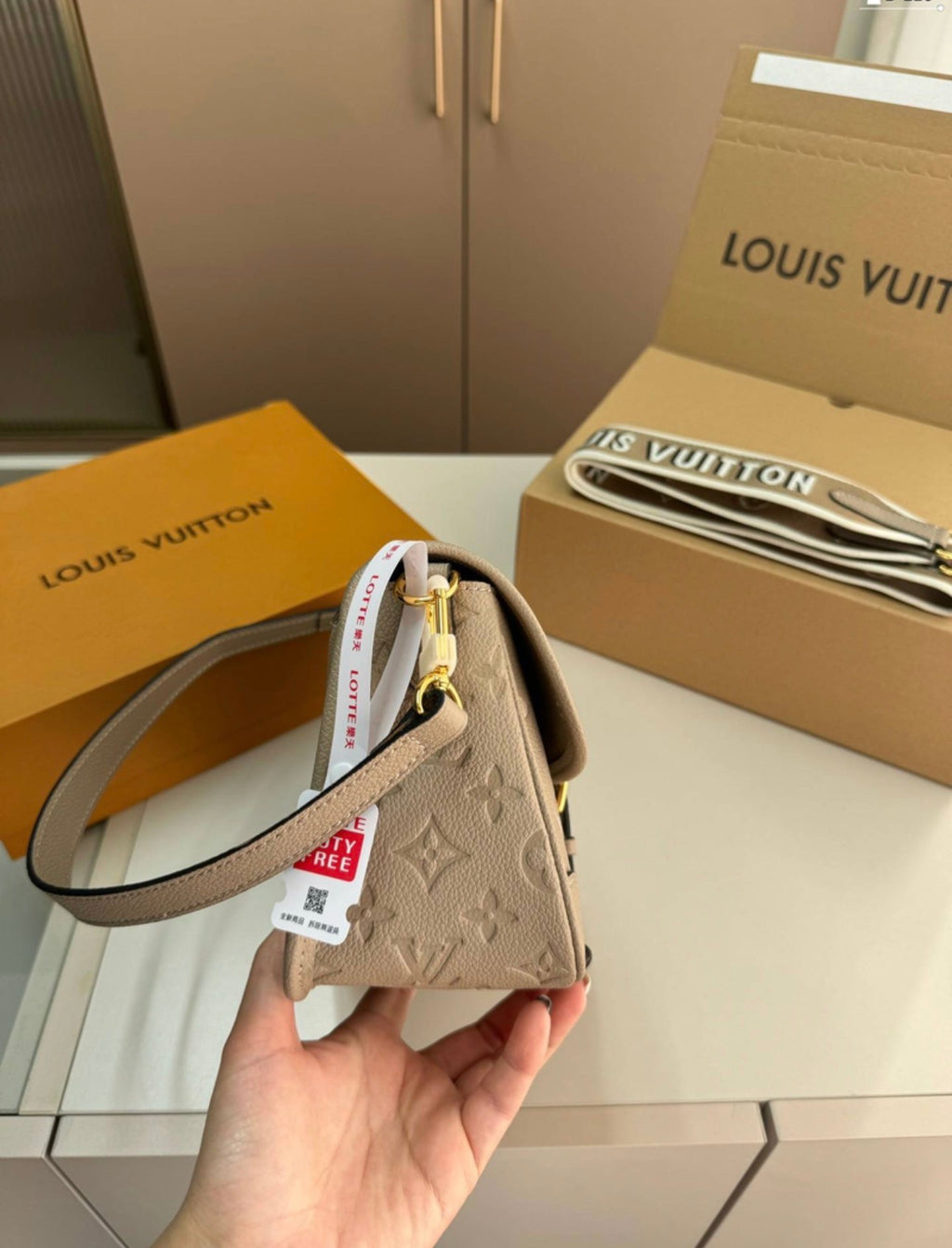 Sac à main:LV