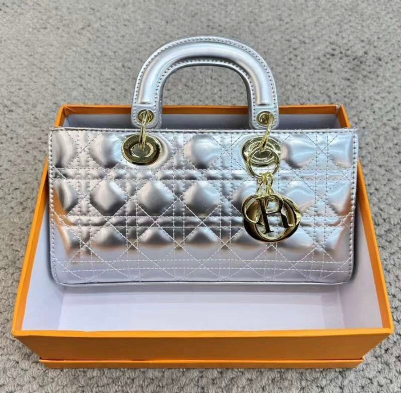 Sac à main :DIOR