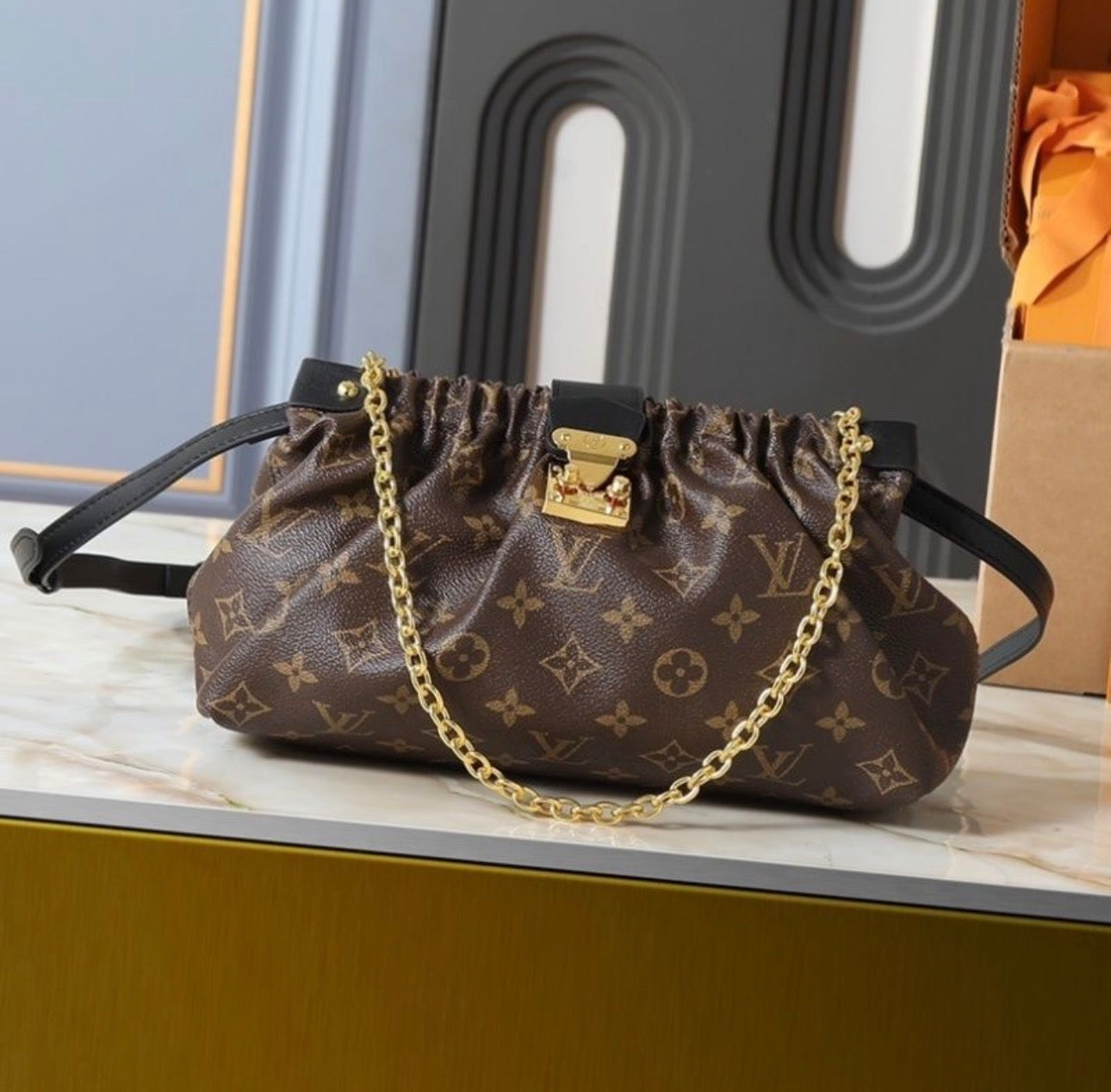 Sac à main:LV