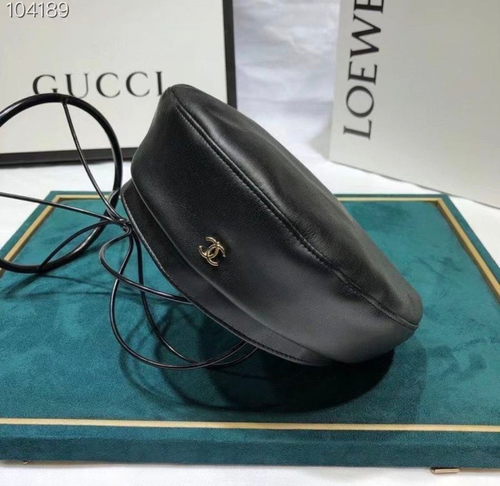 Casquette:CHANEL