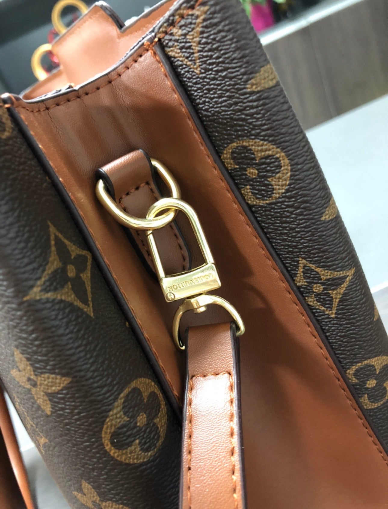 Sac à main:LV