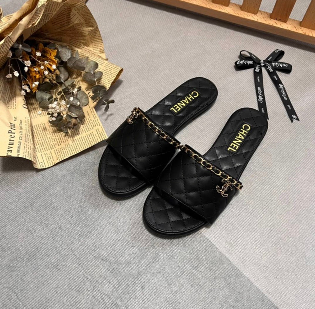 Sandales:CHANEL