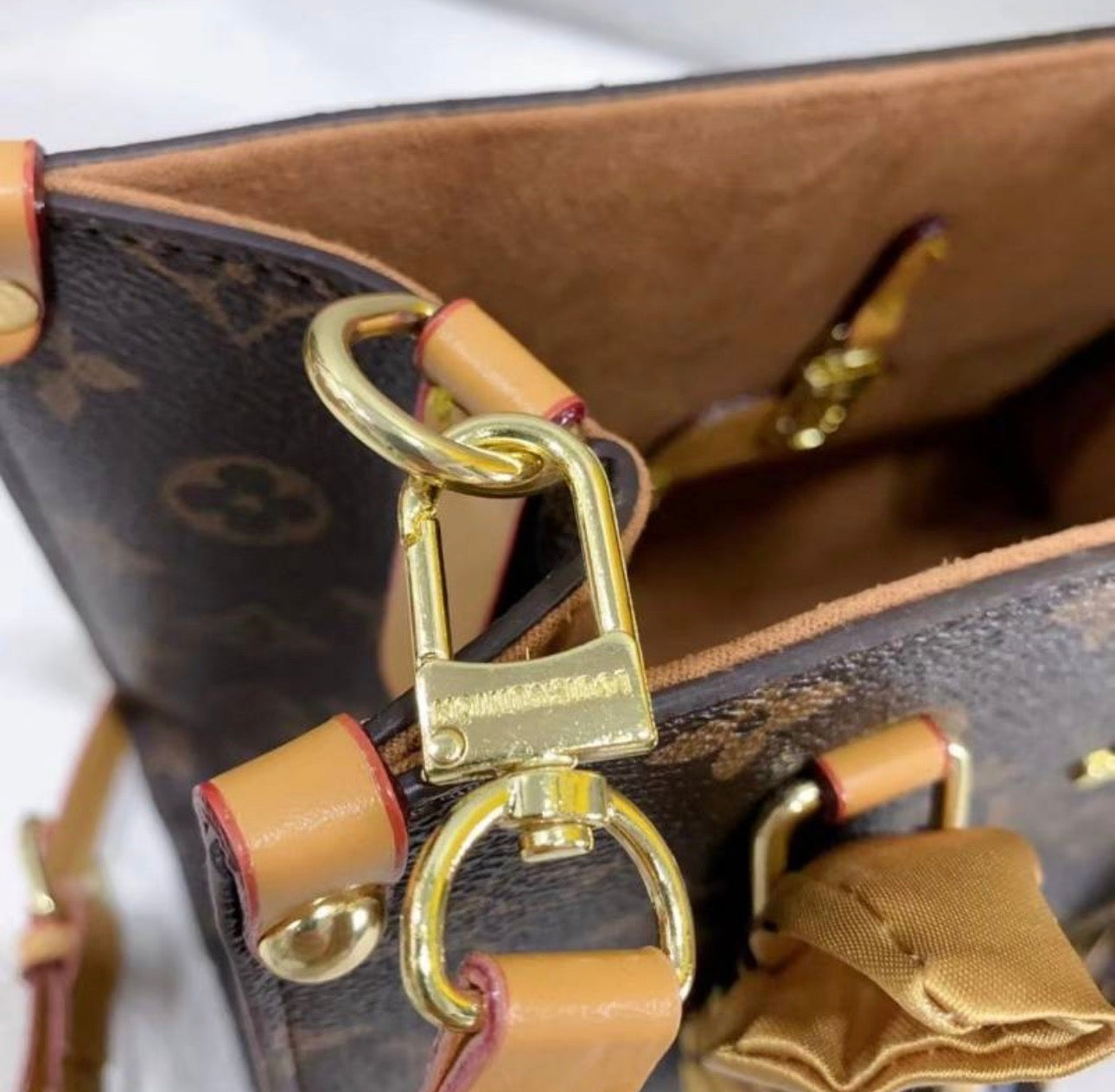 Sac à main:LV