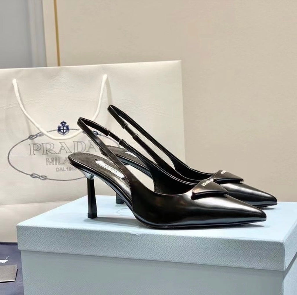 Escarpins:PRADA