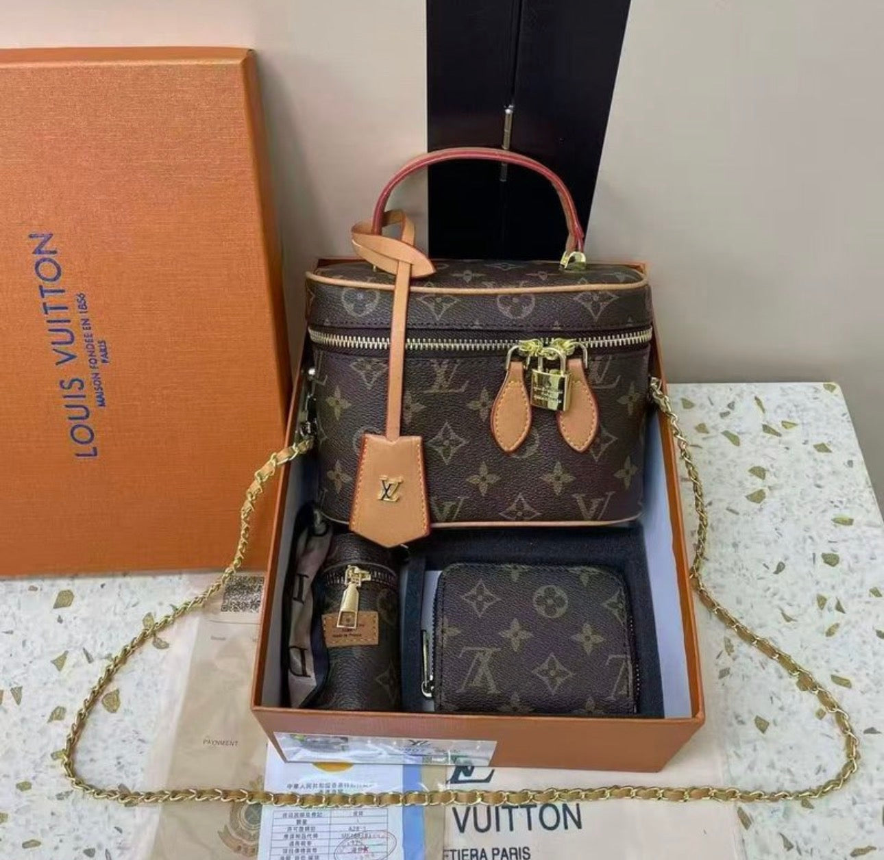 Coffret cadeau :LV