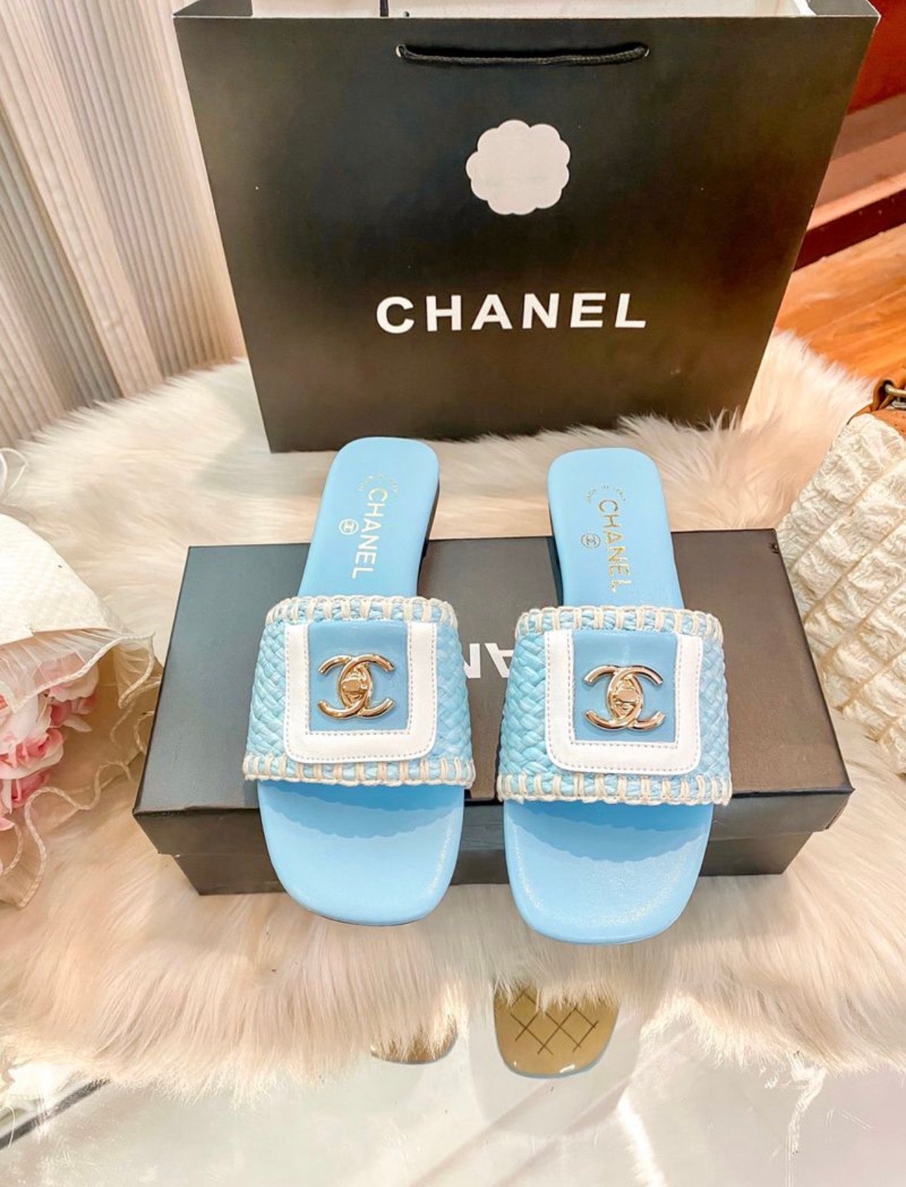Sandales:CHANEL