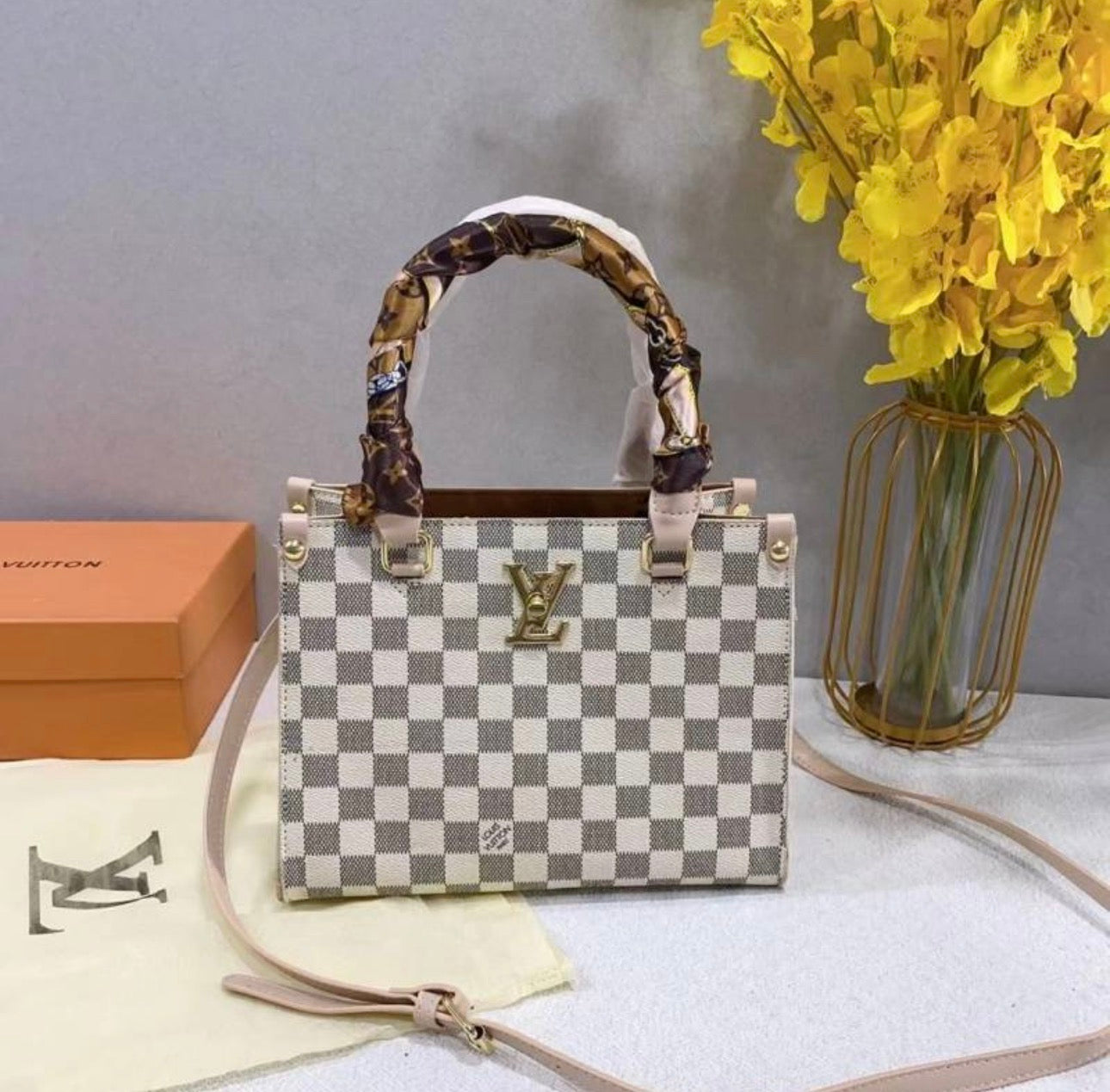 Sac à main:LV