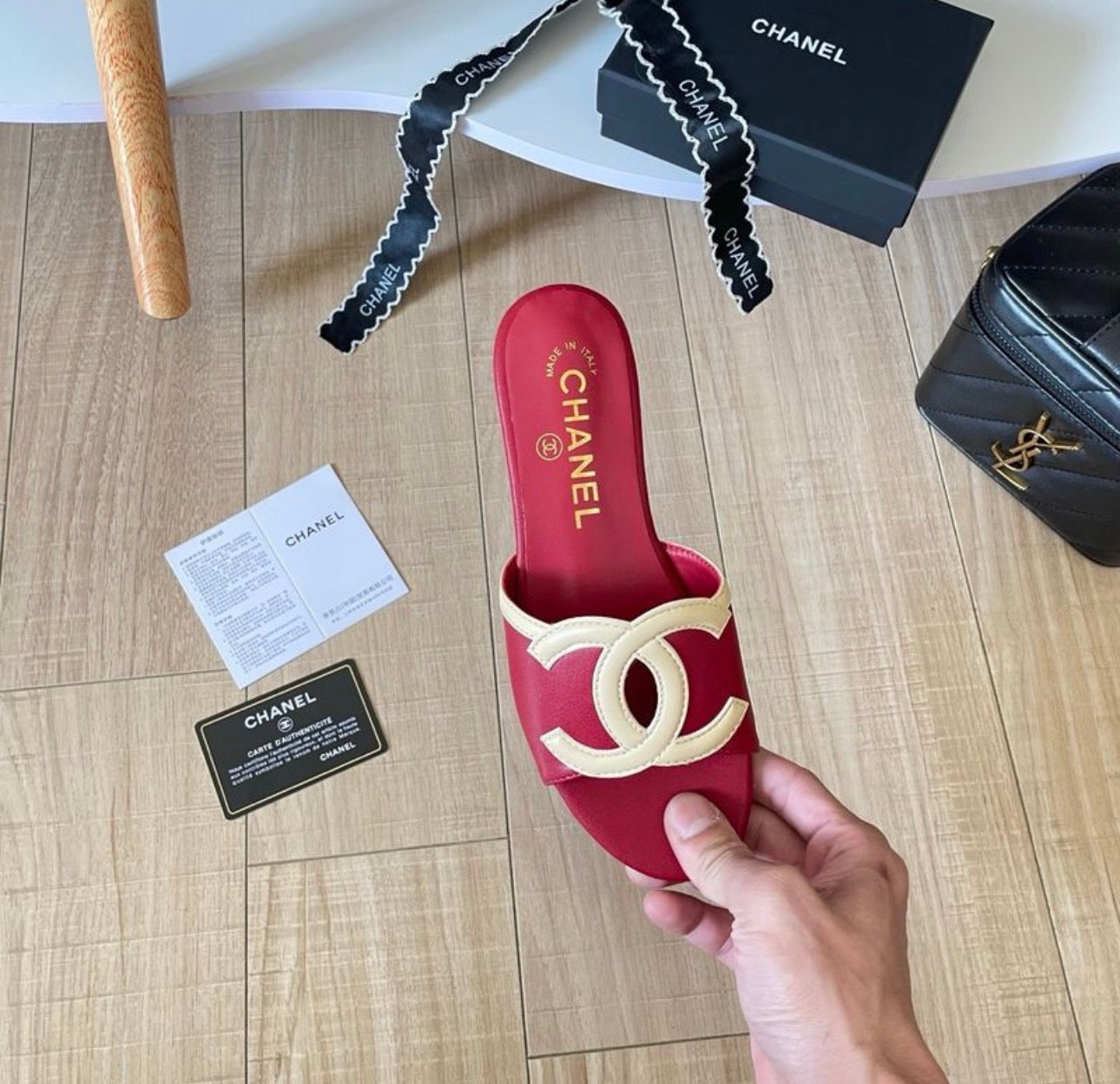 Sandales:CHANEL