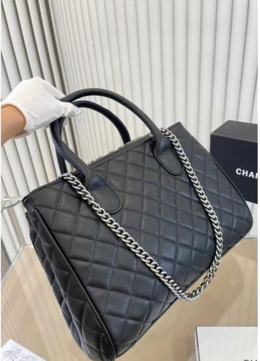 Sac à main:CHANEL