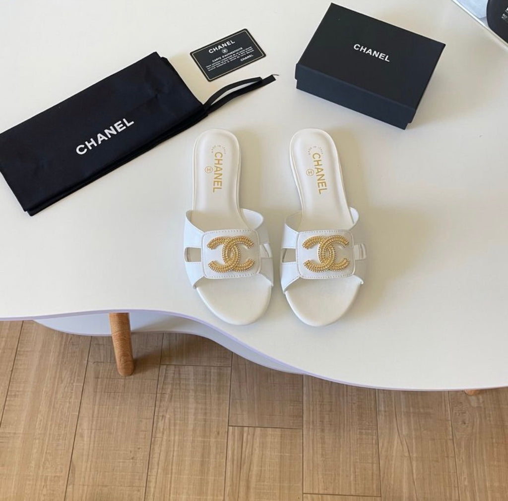 Sandales:CHANEL