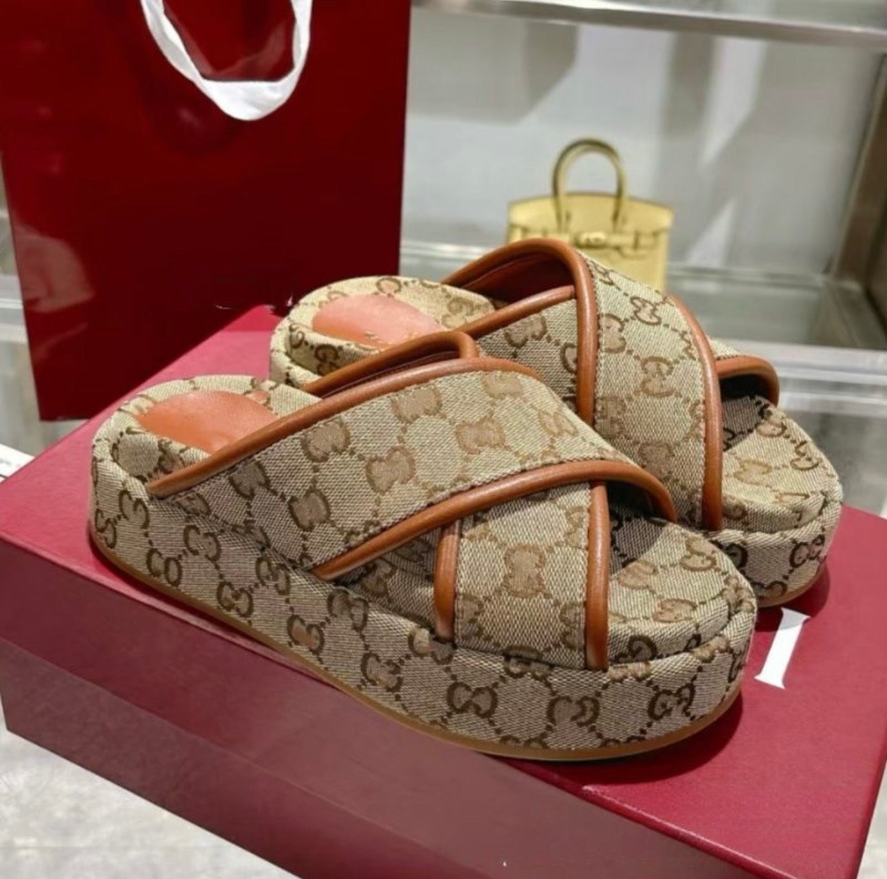 Sandales:Gucci
