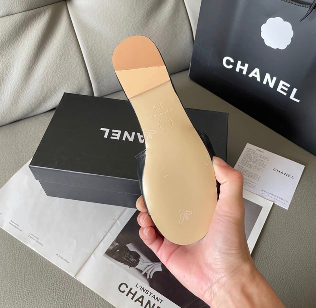 Sandales:CHANEL