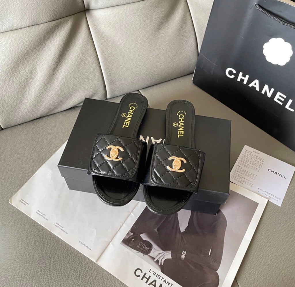 Sandales:CHANEL