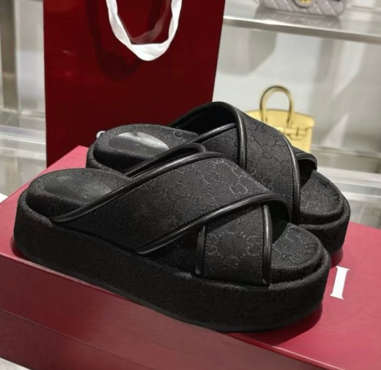 Sandales:Gucci