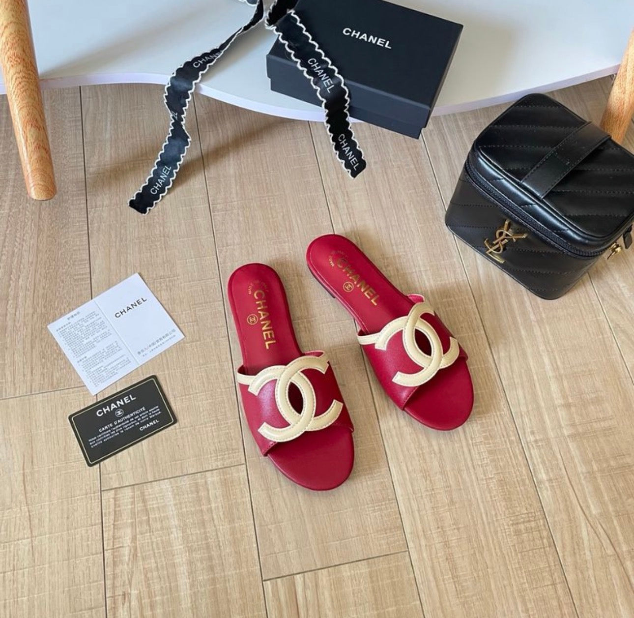 Sandales:CHANEL