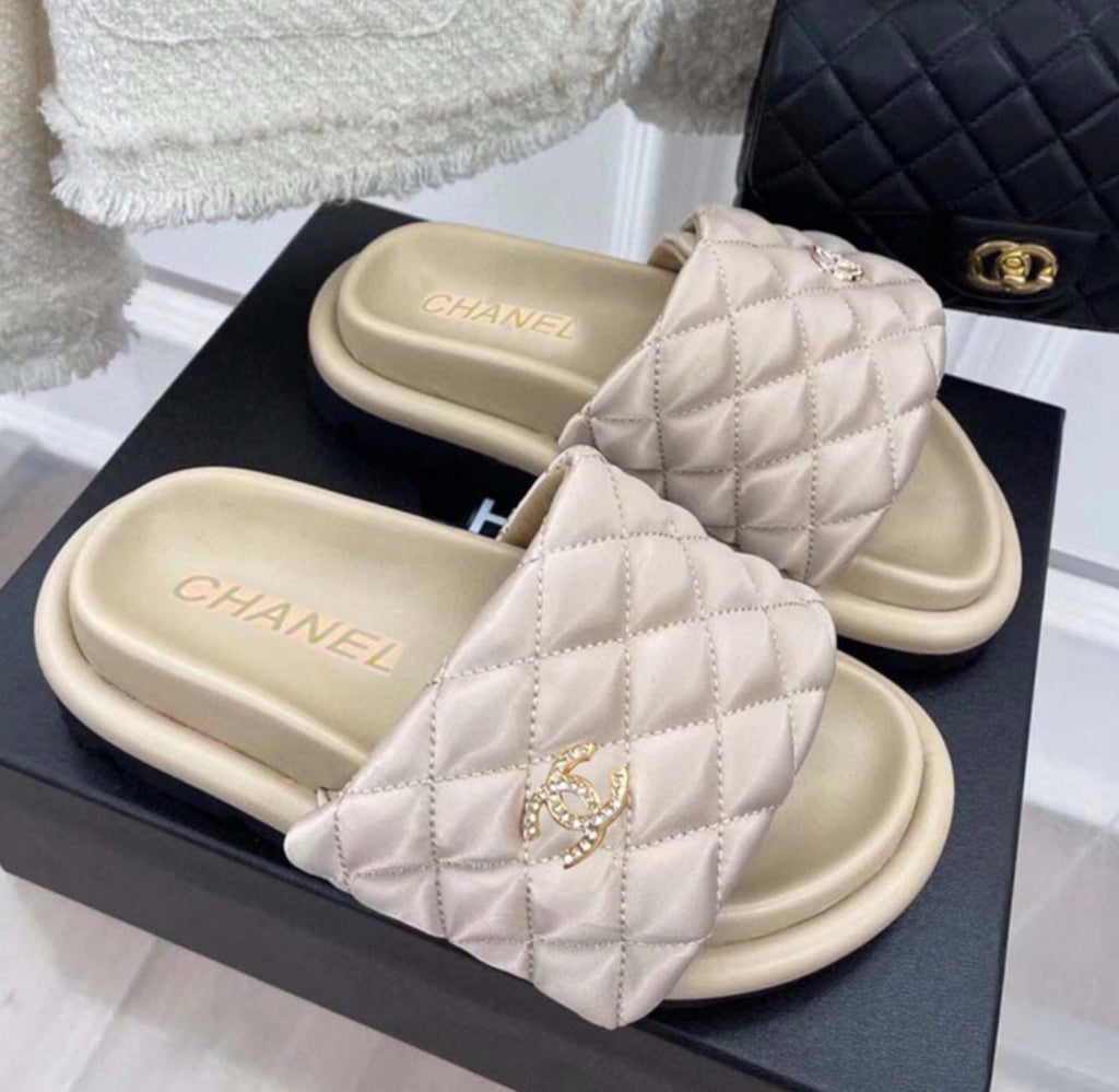 Sandales:CHANEL