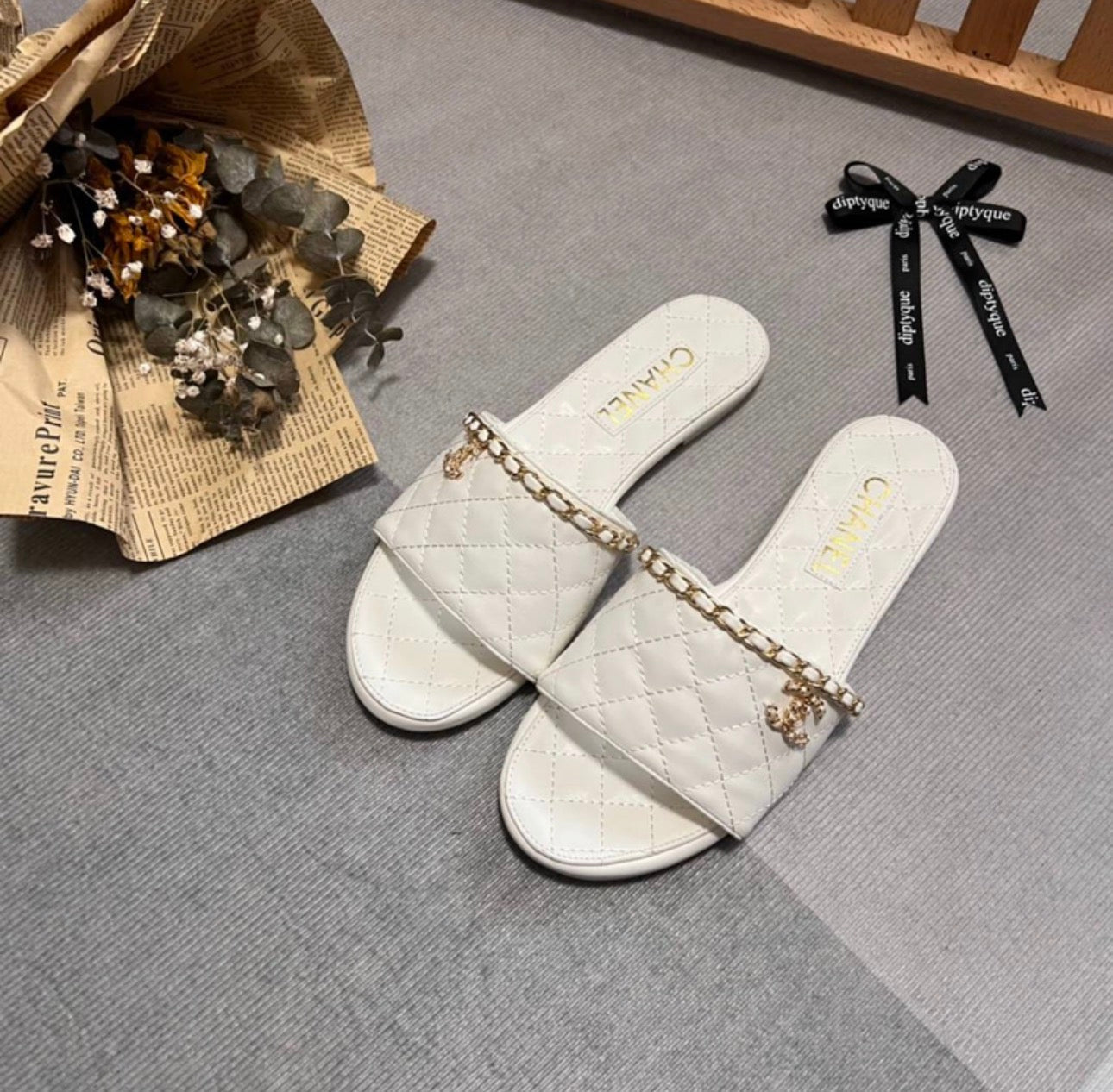 Sandales:CHANEL