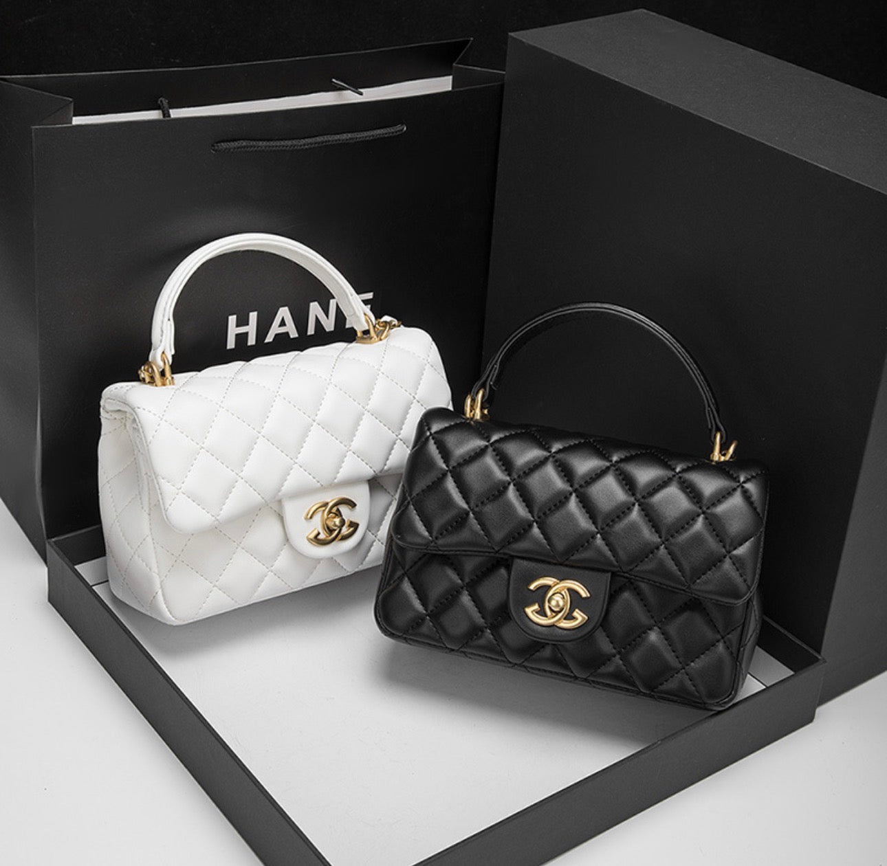 Sac à main:CHANEL