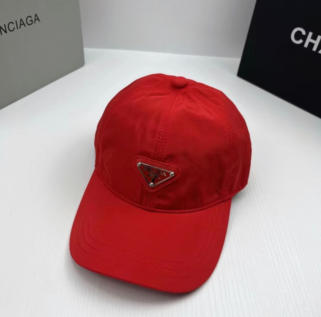 Casquette:PRADA