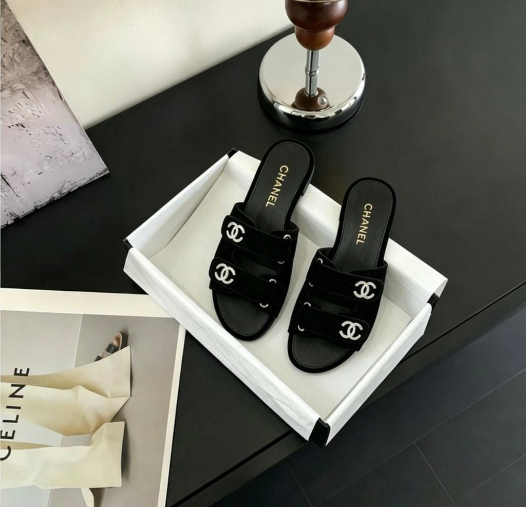 Sandales:CHANEL