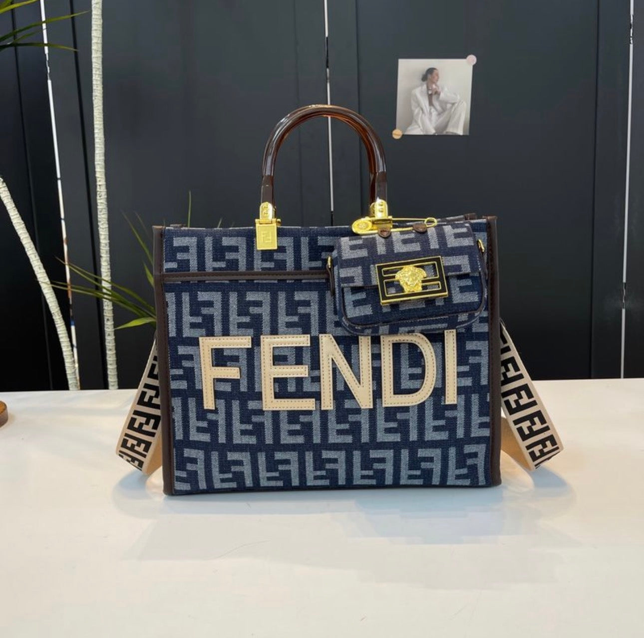 Sac à main:FENDI
