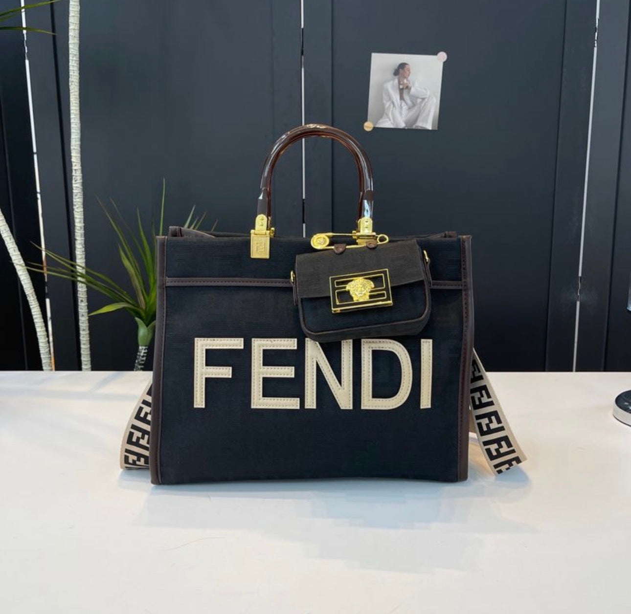 Sac à main:FENDI