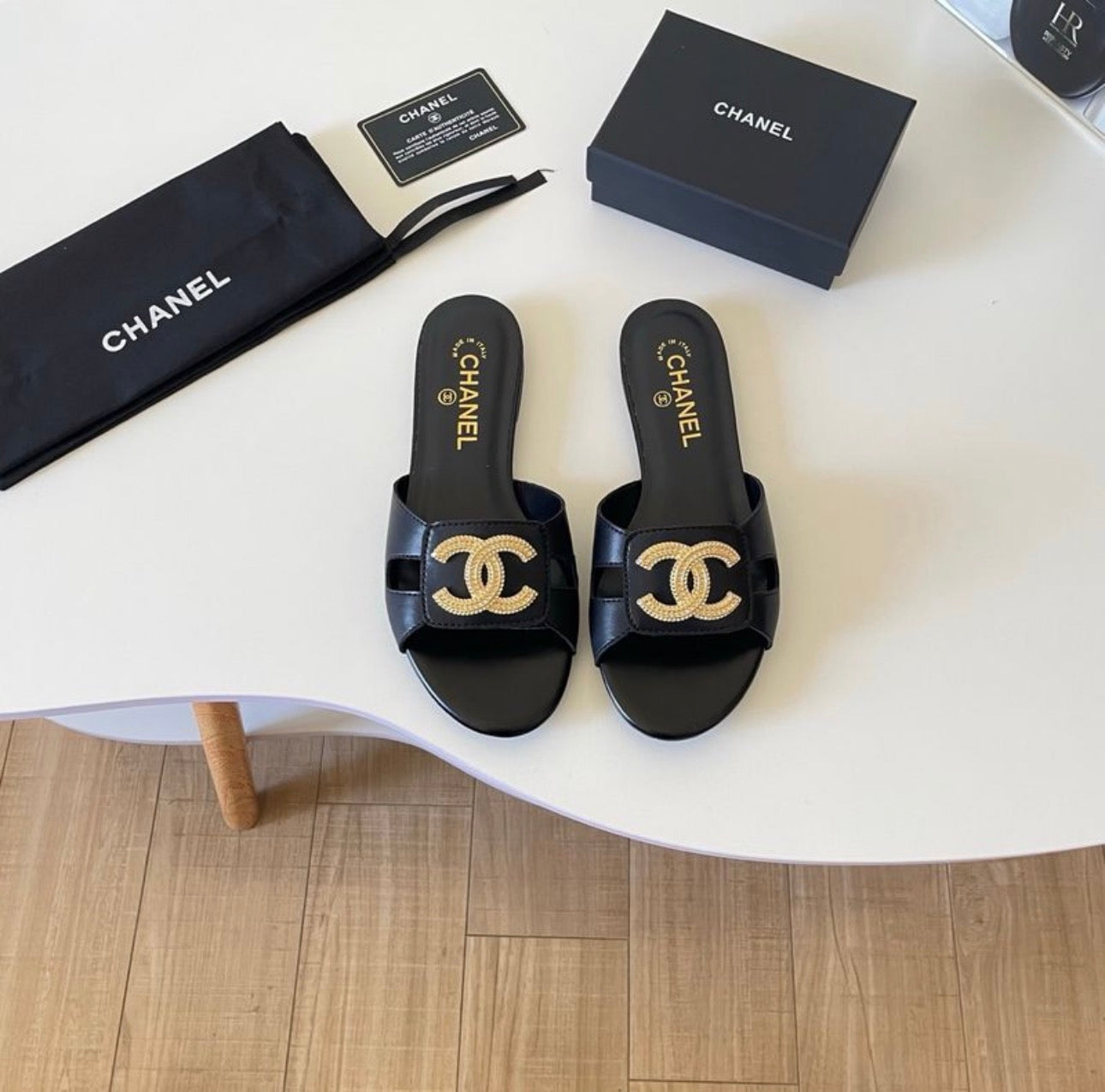 Sandales:CHANEL