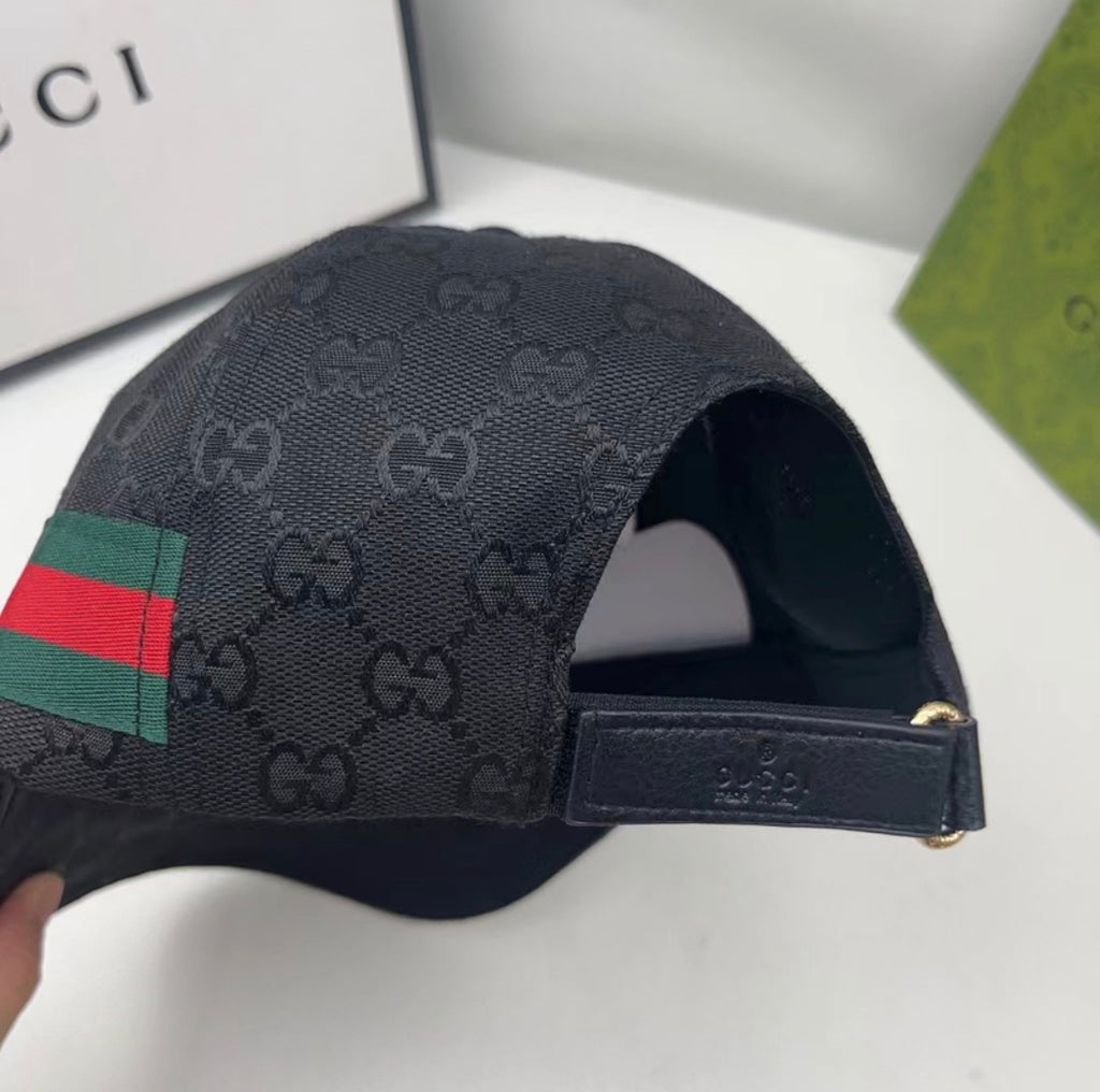 Casquette:GUCCI