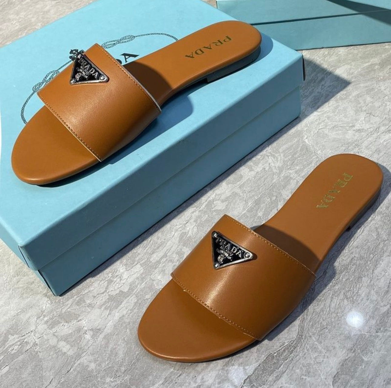 Sandales