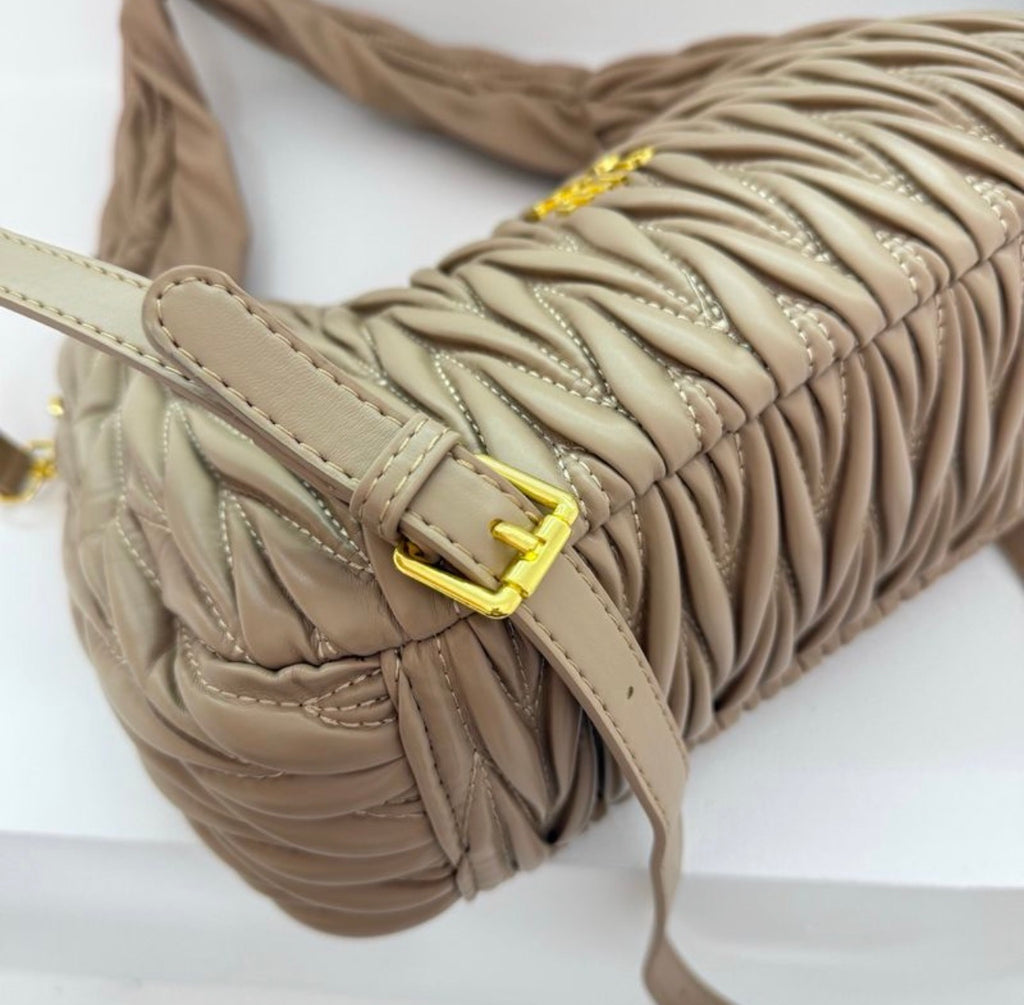 Sac à main:MIU MIU