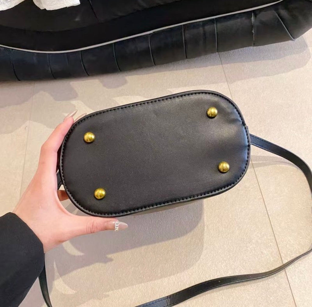 Sac à main:FENDI ;DIOR