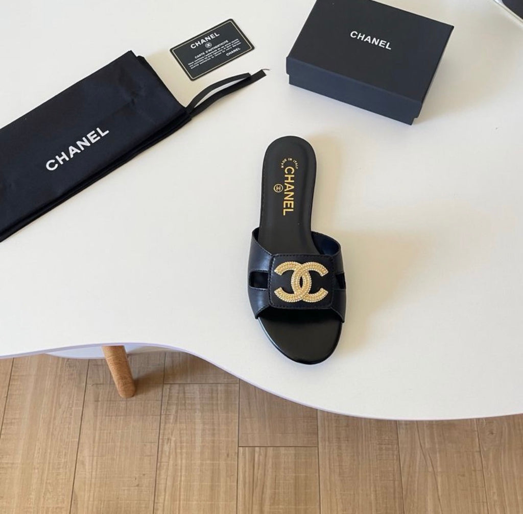 Sandales:CHANEL