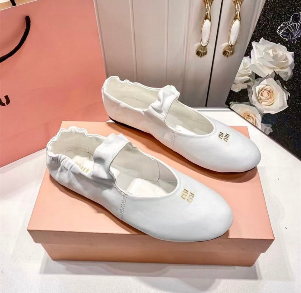 Baleine:MIU MIU