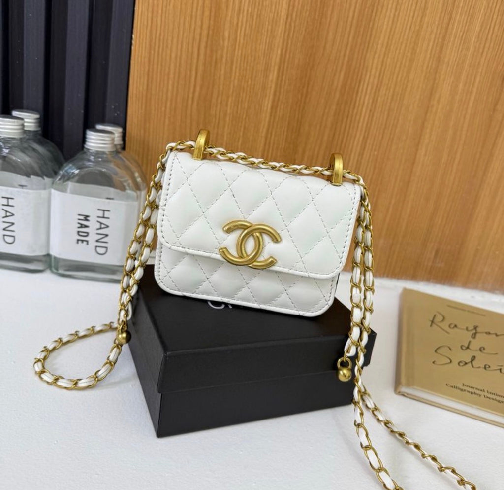 Sac à main:CHANEL