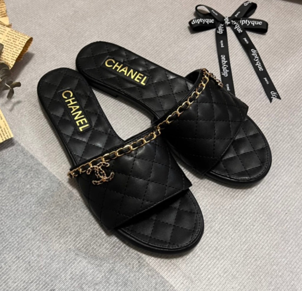 Sandales:CHANEL
