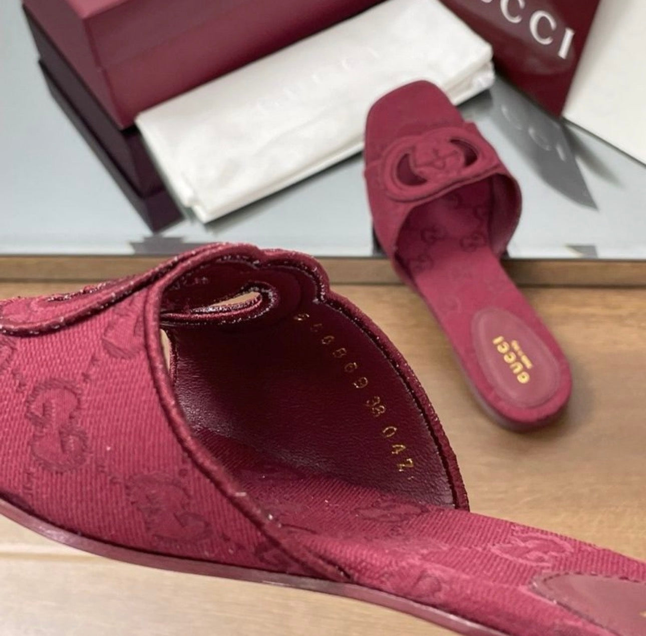 Sandales:GUCCI
