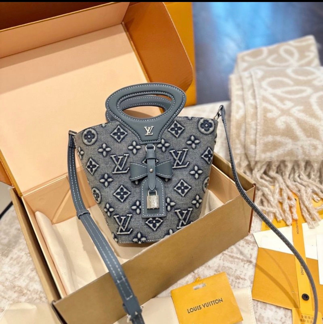 Sac à main:LV