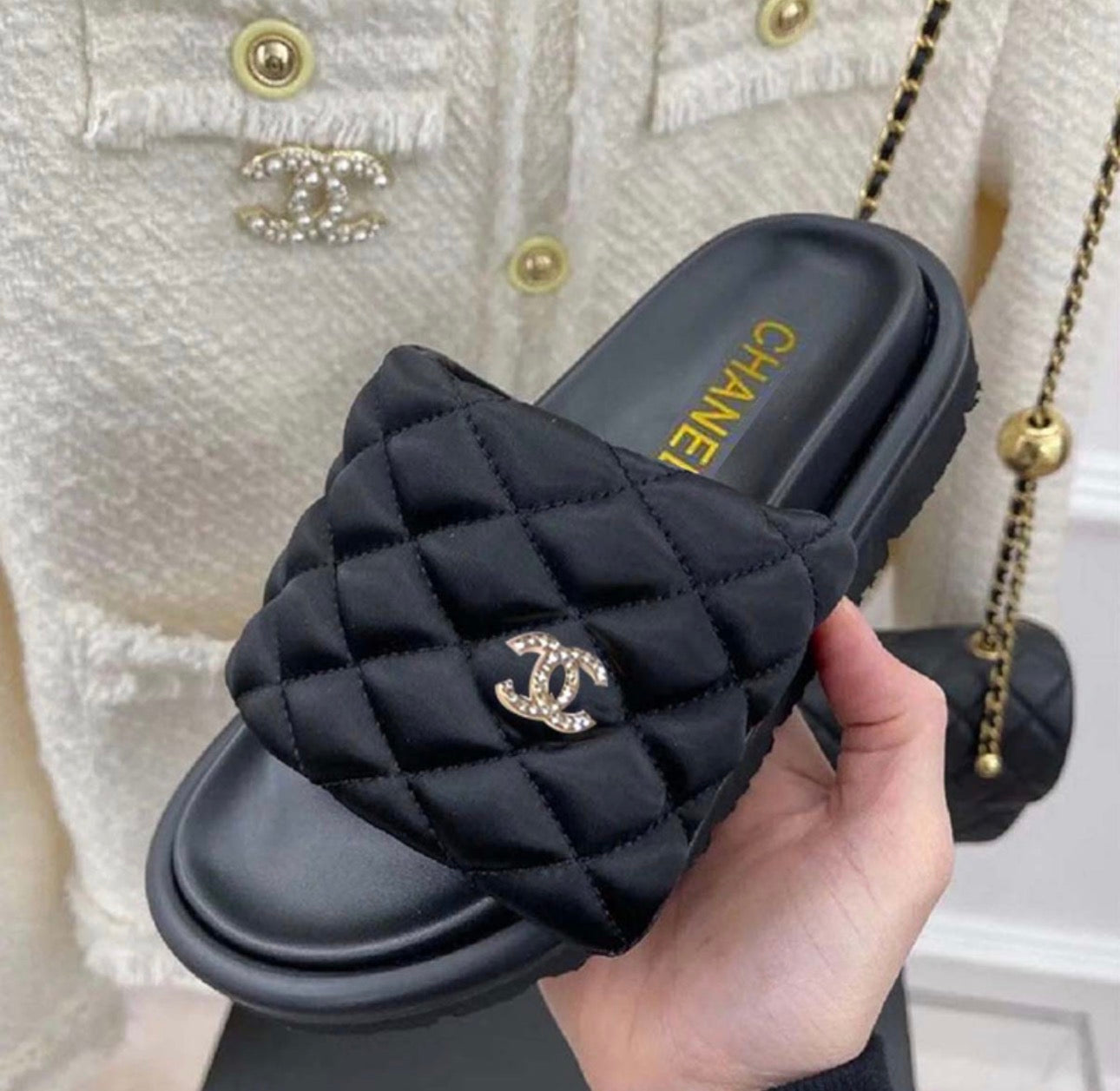 Sandales:CHANEL