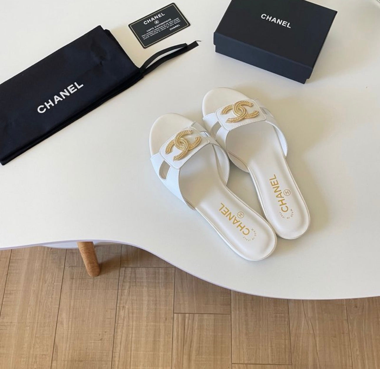 Sandales:CHANEL