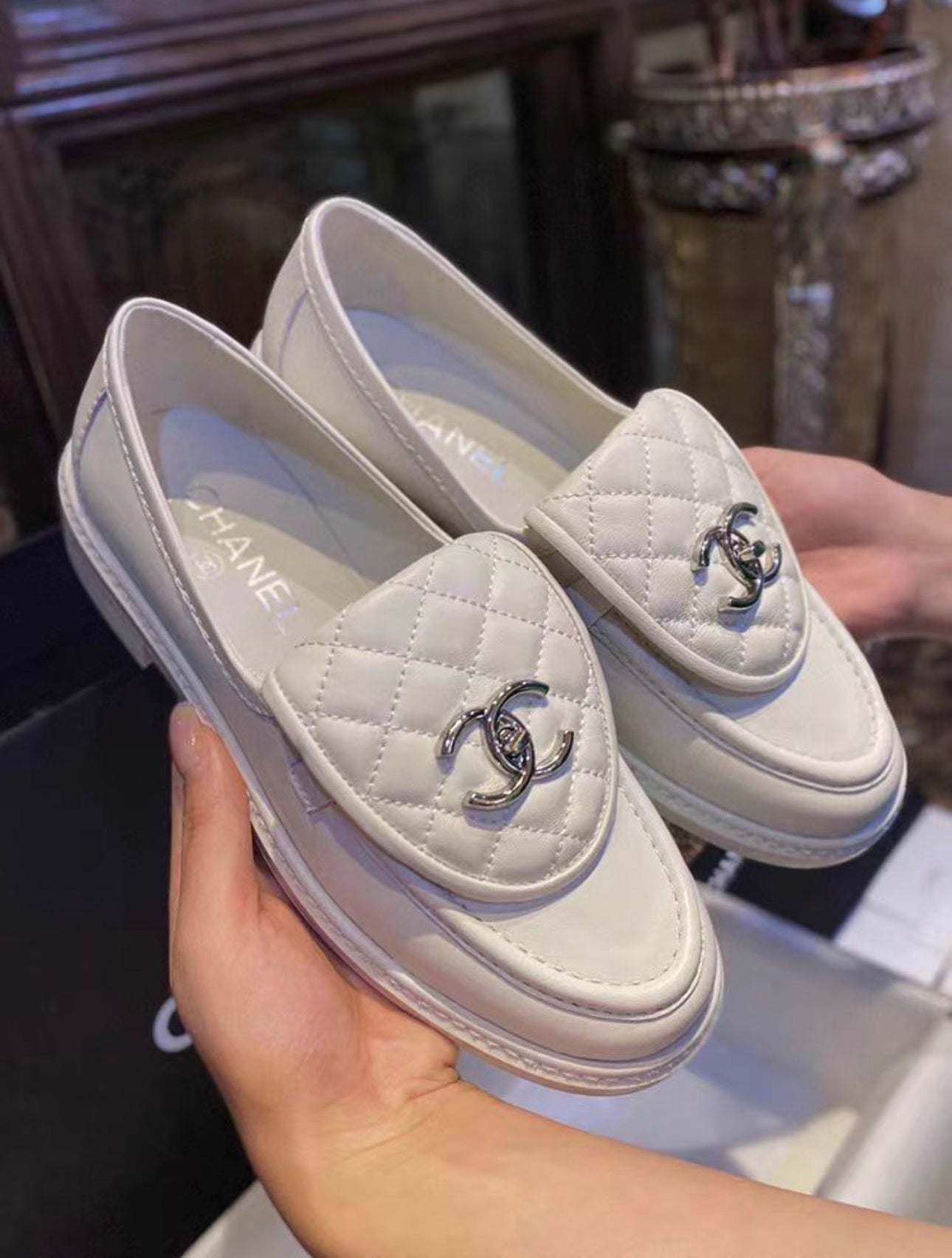 Baleine:CHANEL