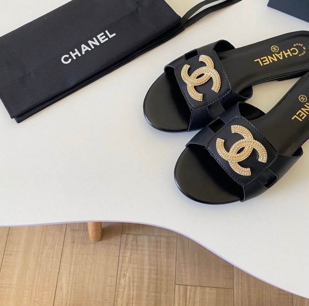 Sandales:CHANEL